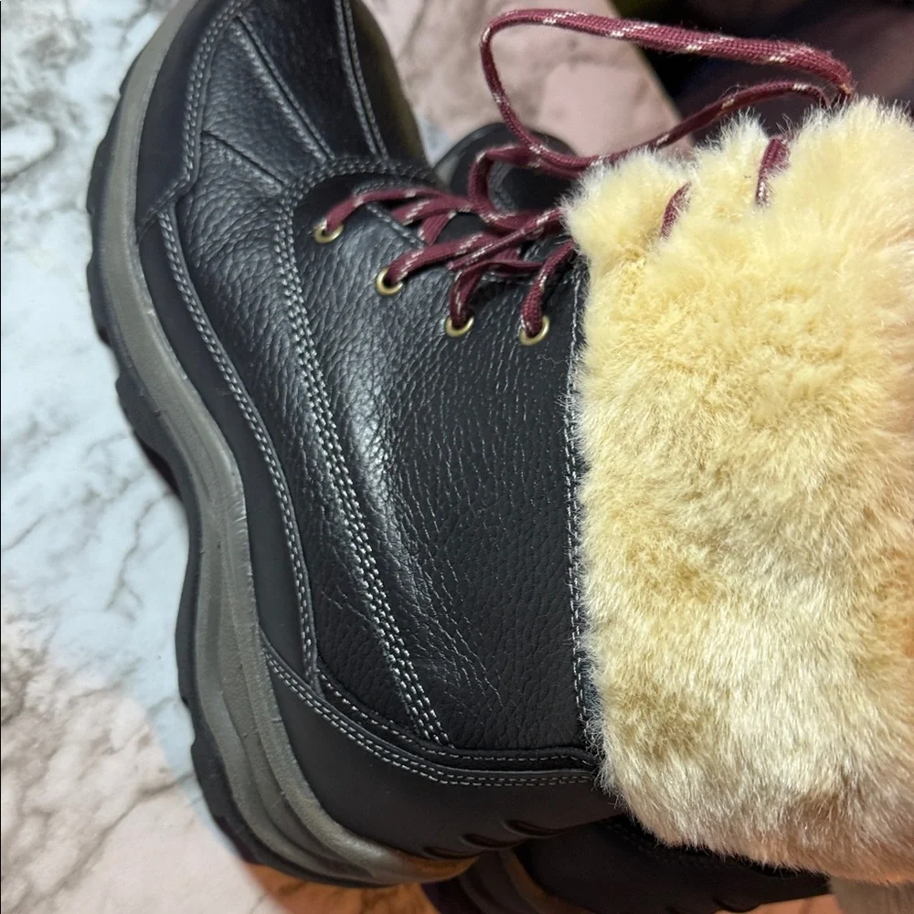 Clarks Black with Cream Faux Fur Winter Style Boots with NWOT SZ 9 - Picture 8 of 13